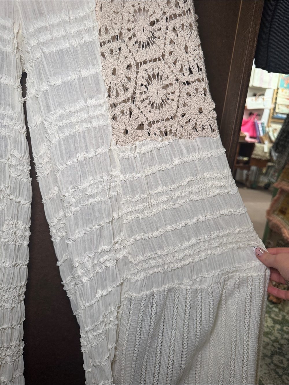 POL White Wide-Leg Crochet Panel Pants with Cream Insets - Picture 3 of 4
